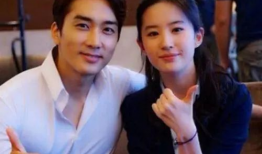 娱乐圈吃瓜读心,揭秘明星背后的真实心理世界